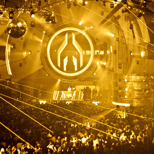 Members Of Mayday - Ravemobil