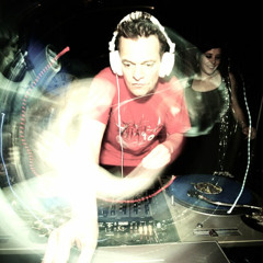 Reach Out (next level) - DJ DSK feat' Didje (vocal version demo)