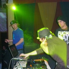 GIMPMODE & MCBEEZY//TRAVIS PORTER - DRUNK SEX/DOCTOR P - MARMITE RMX MASHUP