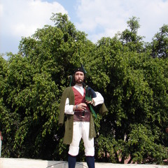 Carol Dumas "L'Anxel Celta" (gaita) y Rodrigo Díaz (Tambor) - La Danza del Oso
