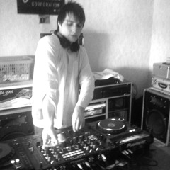 Proppy & Heady Vs Blutonium boy Vs Headhunterz - make it the summer of loud (Vinstylerz Mash Up)