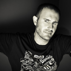 Dj Oliver @ Sound Factory - Lyon France ( The Face of Ibiza Party 25-3-11)