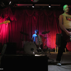 03 3-YOU'RE THE KINDA GIRL