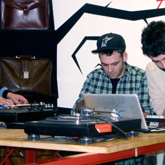 APES ON TAPES "WE OPEN" LIVE 2010