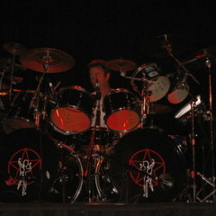 YYZ (with drum solo) by Caress Of Steel 4/30/11