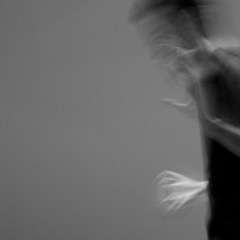 Marco Donnarumma - Music for Flesh II - Biophysical Music for Xth Sense