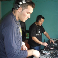 Dj Pexim VS Johnny Happy  4 Deck´s  Techno Set 12-03-2011