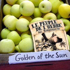 The Golden Apples of the Sun (Le Peuple de l'Herbe Feat. Puppetmastaz - "El Paso" remix)