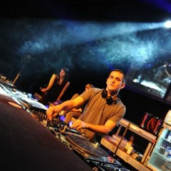 Felix Neumann @ Time Warp Mannheim (02.04.2011)