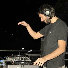 DJ Tarkan - No Smoking (May 28, 2011)