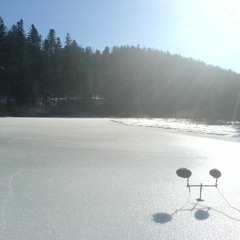 Ice crackling, creaking, singing on a frozen lake