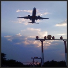 Tegel Airport, Berlin - wake vortex after airplane flyover
