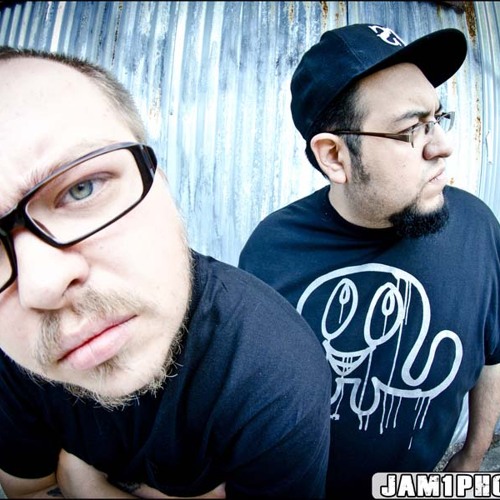 Qwel & Maker - Welcome To Chicago