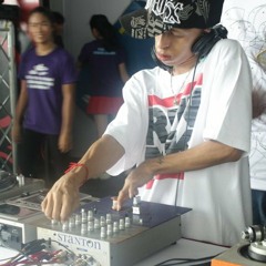 Party mix by DJ DeVoZz