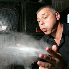 Nick Flight : Wallpaper Scrappin' #1 (Lovers Rock Mix)