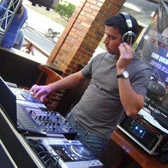 DJ RONALD ADRYANN - SET techno - minimal