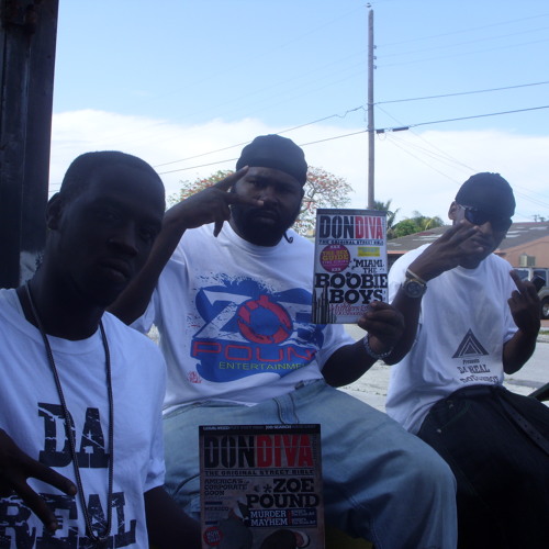 POSE FOR THE CRITICS