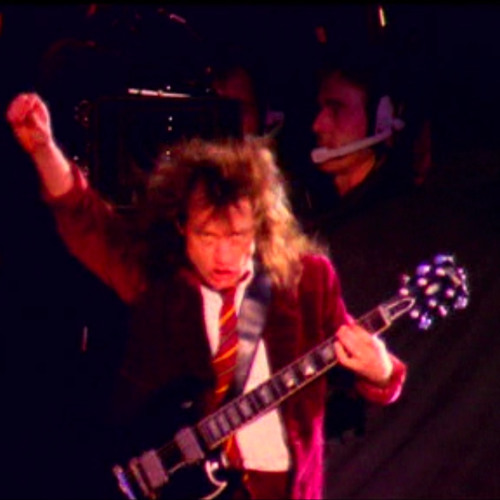 Listen to playlists featuring AC/DC - Thunderstruck (Beat Torrent Remix ...