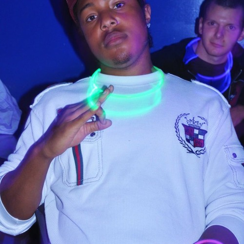 G-wayt - Feelin The Flame Ft. Solow