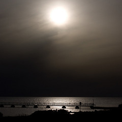 DARK DAYS SUNNY NIGHTS ft.K-E(prod.by badhair)