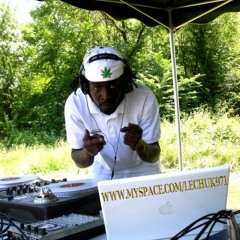 TONY C - OLD SCHOOL (JUNKANOO RIDDIM DUBPLATE REMIX BY LE CHUK