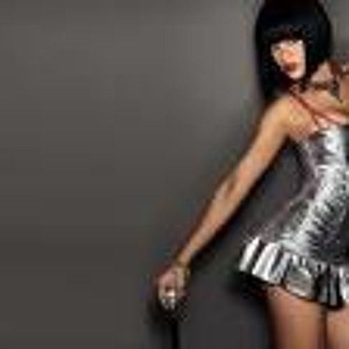 Rhianna vs Alexandra Stan - Disturbia to Mr Saxobeat (Kris Reen What's That Shitt Bootleg)