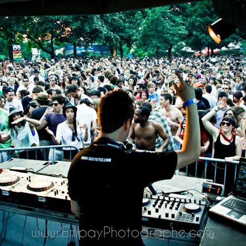 DJ Omni @ Piknic Electronik