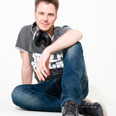 Let me entertain you (Remix)