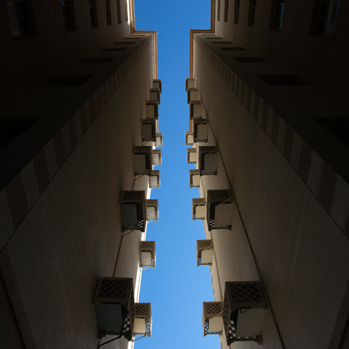 Make Me Stronger :: Bei Bei & Shawn Lee feat. Georgia Anne Muldrow {{ Floating Points Remix }}