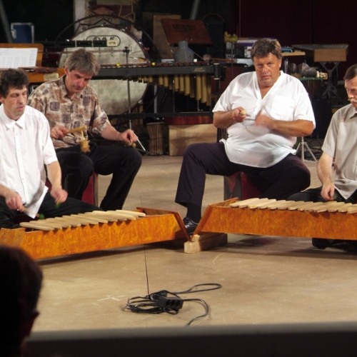 Stream Xylophone fang traditional music from Gabon by Amadinda