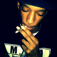 Bad Bitches & Bank Rolls