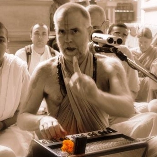 Sripad Aindra Prabhu. (Radha Kunda p.2)