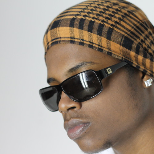 MOISES - PIENSO EN TI (M.F LOVE TIME RIDDIM)  [MAD VYBZ PROD. & THE LAST DEAL PROD.] RAW.