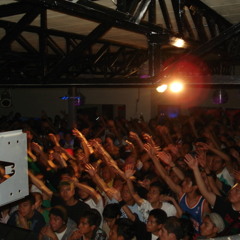 Robas que robas. Circo la Nación & Dj Diavlíd.