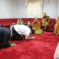 ดร.สนองกล่าวถึงพระคุณเจ้ารูปหนึ่ง 19 ส.ค.54