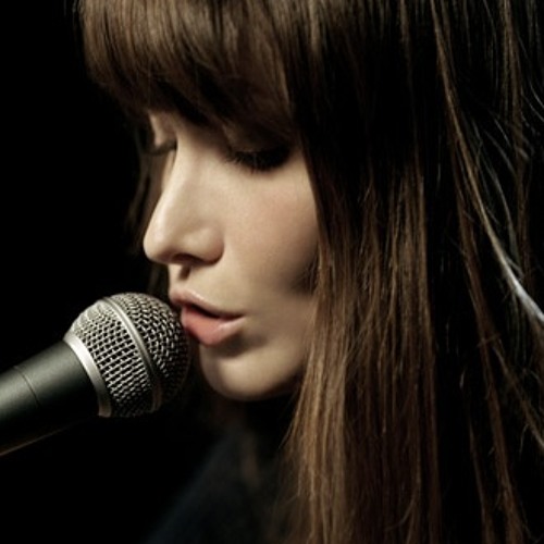 Carla Bruni's Le Plus Beau Du Quartier