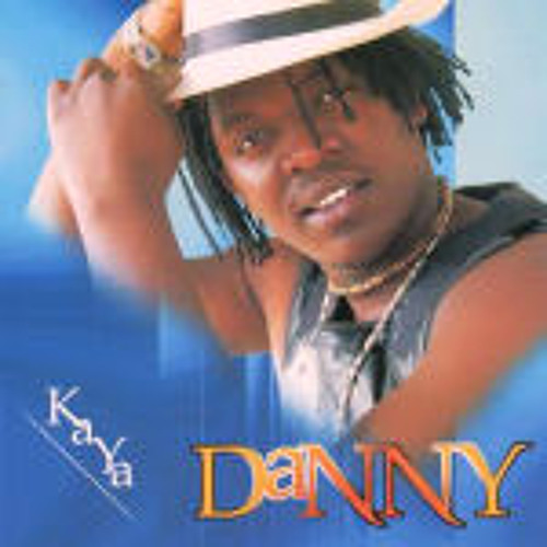 Kaya•*¨*•.¸♬︎ページです☆ Stream Kaya by DaNNYKaya | Listen online for free on SoundCloud