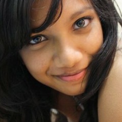 Arneesa Kimberly (4 years old) & Yasmin Yusuf (Neslac - Mozart Effect Radio Show - Promo Ad) )