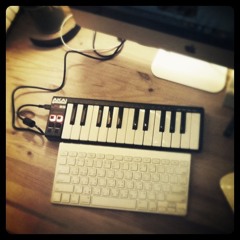 The Naked and Famous - The Sun (Sebastian Boldt's mnml Remix) REz's Radiohead Everything Mash-up