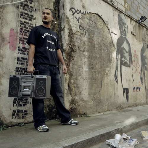 Zane Lowe - Essential Mix (Live from Space Ibiza 2011)
