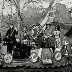 "Consoler of the Lonely" (+ bonus live) - The Raconteurs