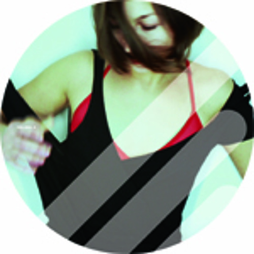 Xenia Beliayeva - Analog Effekt