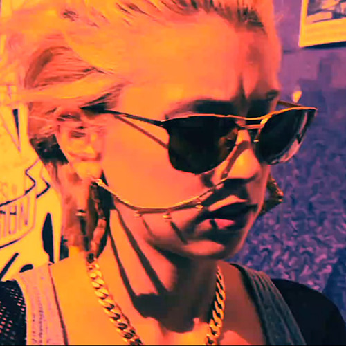 Kreayshawn - Buster Feat. Gata