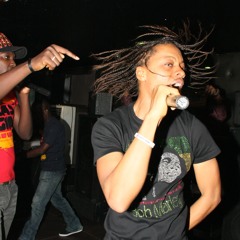 Daggerer Ft Eva (Daggerer Riddim)