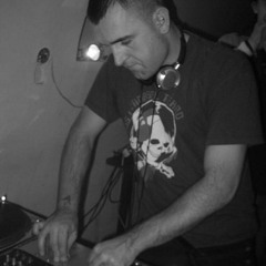 Dj 13 - 07.02.2004, dj set in Pilon club (Torun - Poland).