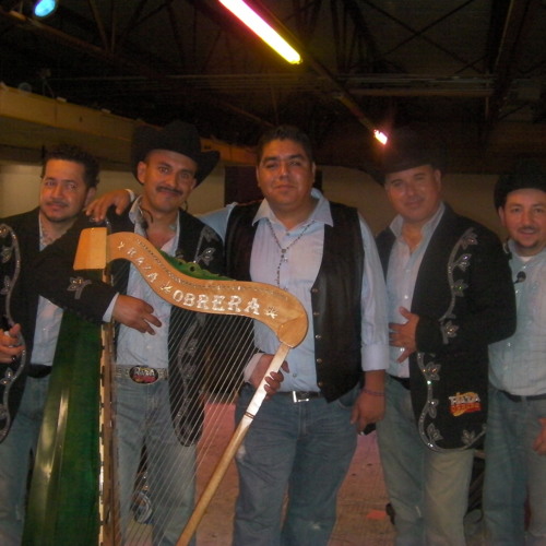 Mixxer estudio la raza obrera cristaleros michoacanos mixxer