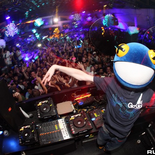 Deadmau5 & Kaskade  I remember