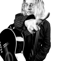 Rythm Is A Dancer by Rufus Hok (Live)