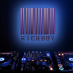 Essential Dj Mix 2011: LIVE- (RichBoy MegaMix)