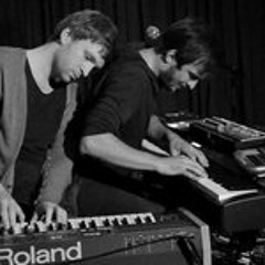 Ólafur Arnalds & Nils Frahm - Improvisation in Berlin 2011